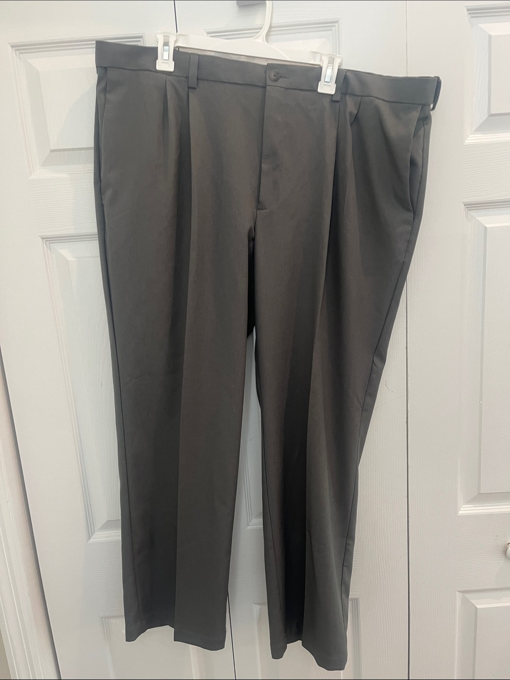 Haggar Men's Pleated Dress Pants - Charcoal